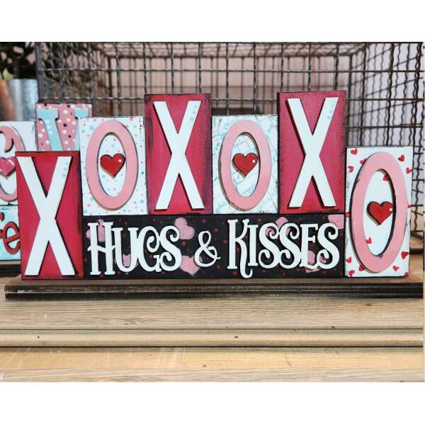 xoxoxoxo valentine shelf decor