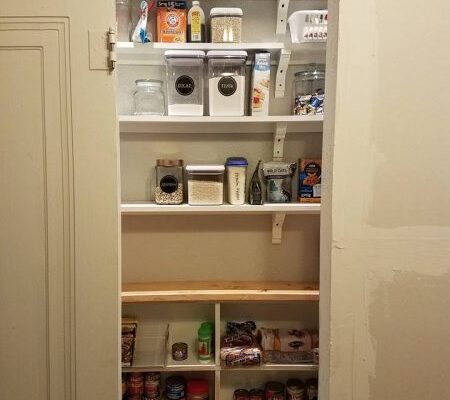 Pantry Makeover Reveal : Part I